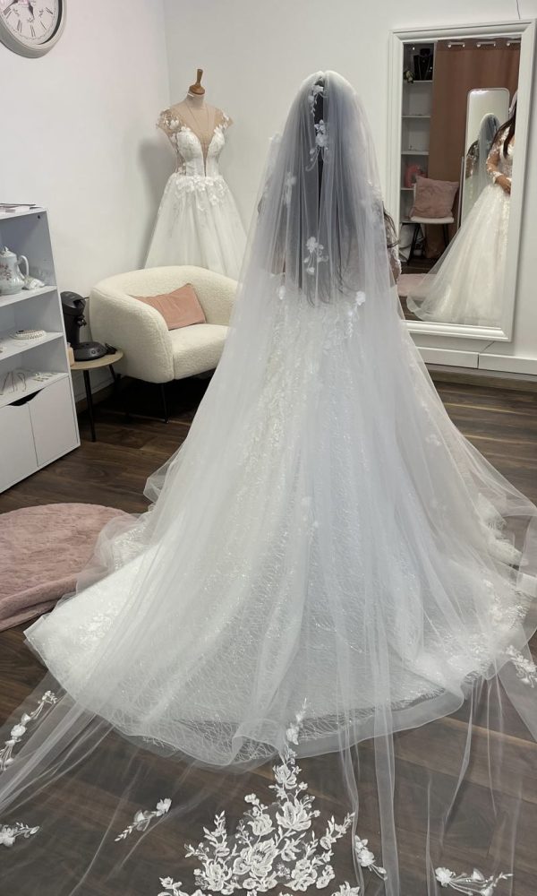 Voile de mariée avec fleurs